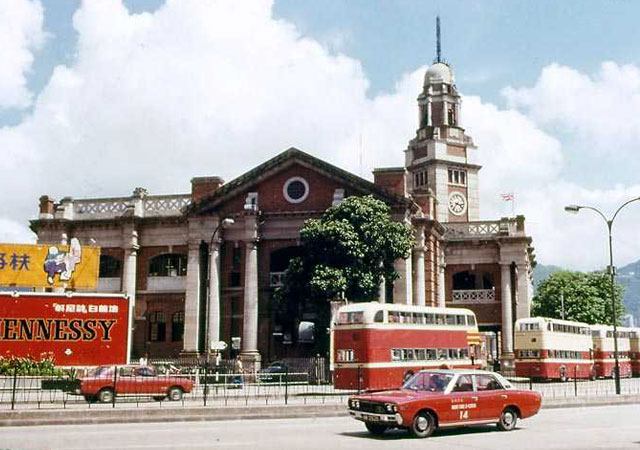 �y�F�C����(1970�~)